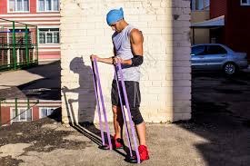 汇总假面骑士TV中能与主角同时出现的主角不同个体，你知道哪些？